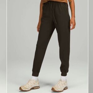 Lululemon Stretch High-Rise Jogger *Full Length
Dark Olive